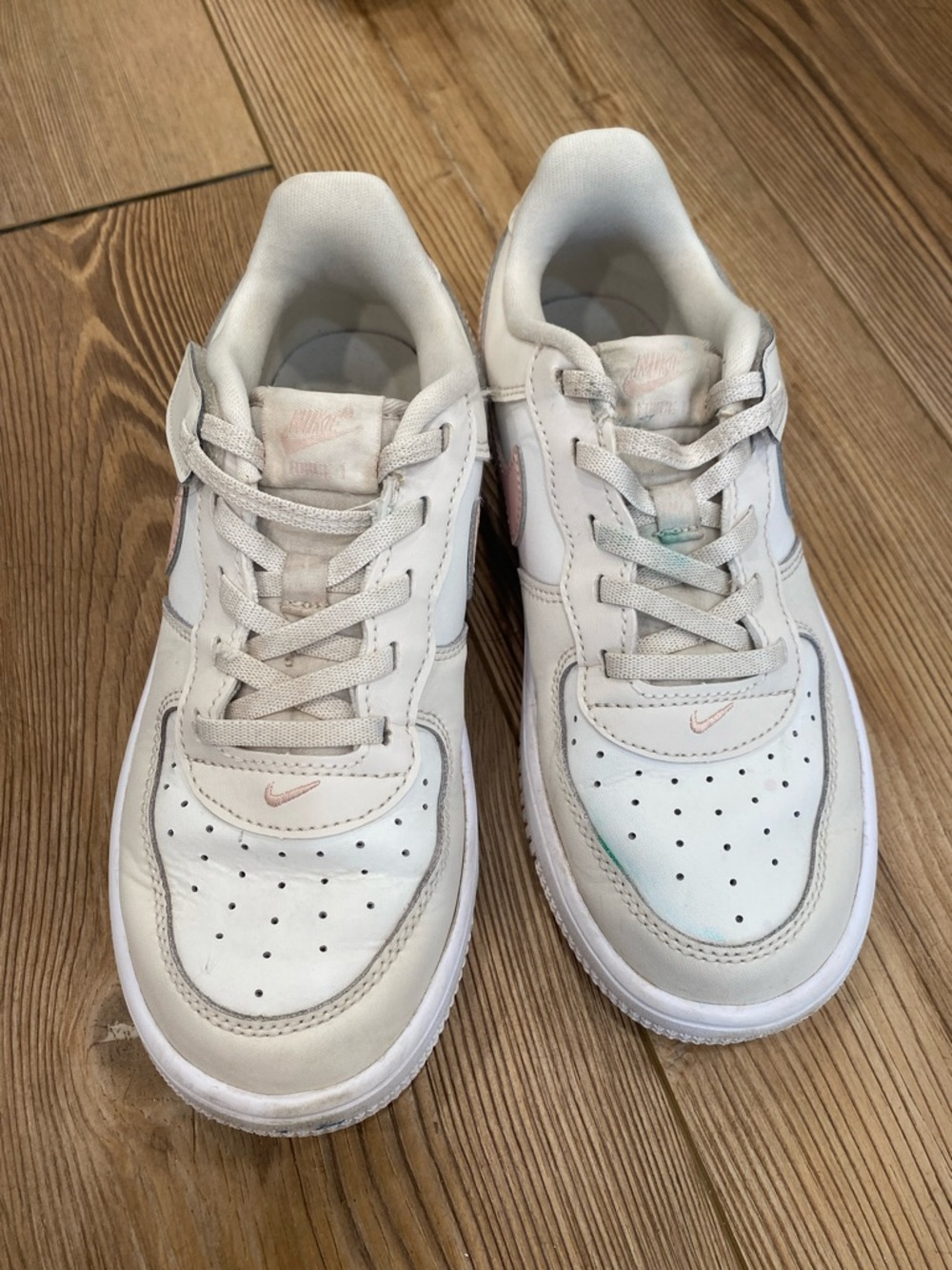 Nike Kids White Sneakers with Light Pink Swoosh